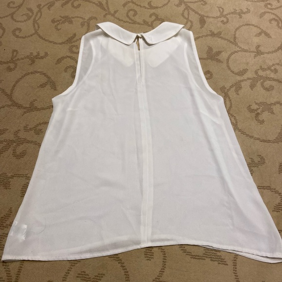White Tanktop with Diamond Collar Detail - Picture 2 of 3